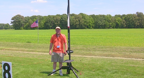 Peter with Shaken, Not Stirred prior to launch on CTI H143
        SS